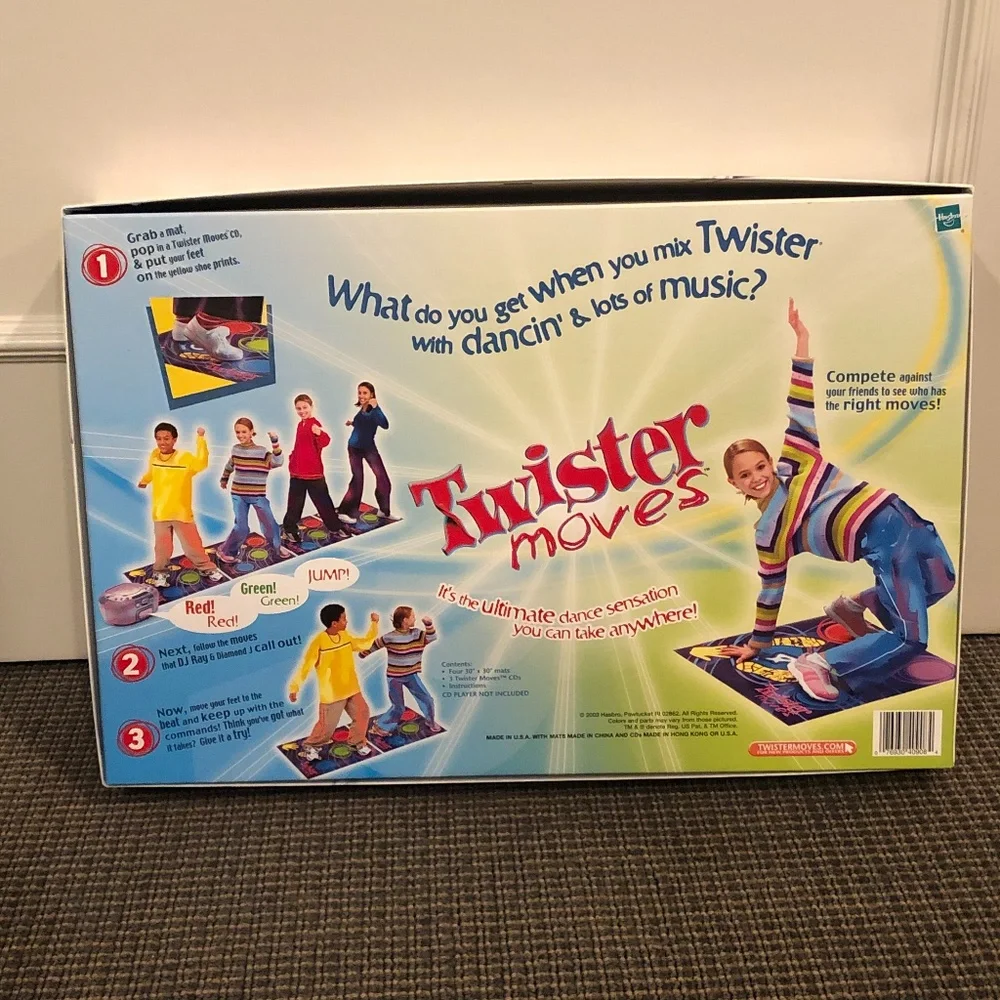TWISTER MOVES 2003 EDITION - NEVER USED